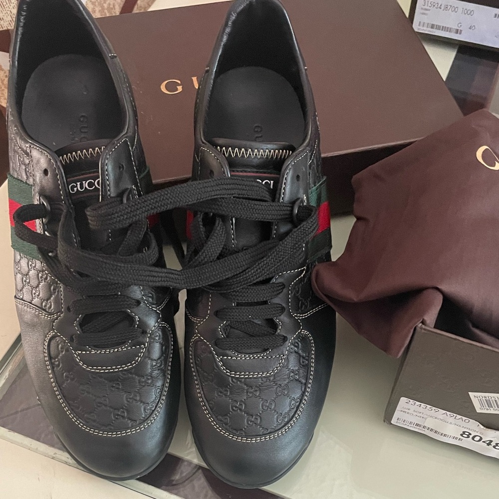 100% authentic Gucci shoes